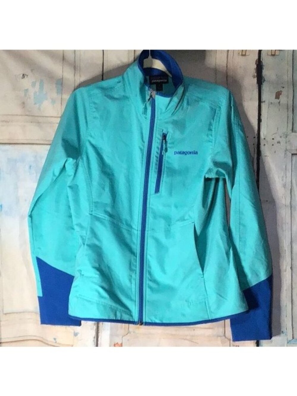 Patagonia Womens Softshell Jacket Turquoise & Blue With Full Zip & Pockets Size